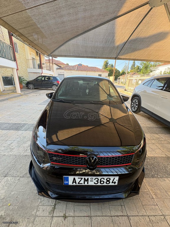 Volkswagen Polo 2012 look gti bluemotion