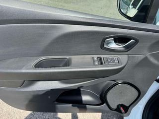 Renault Clio 2019 1.5 DCI NAVI START STOP 90PS-thumb-24