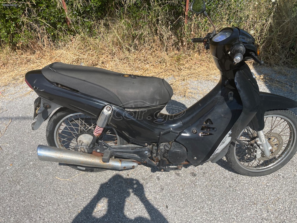 Modenas Kriss II 2002