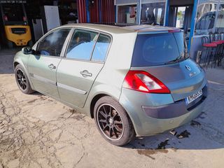 Renault Megane 2003 COUPE-thumb-4