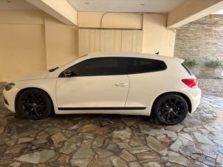 Volkswagen Scirocco 2009-thumb-5
