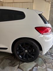 Volkswagen Scirocco 2009-thumb-6