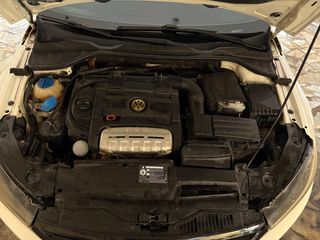 Volkswagen Scirocco 2009-thumb-13