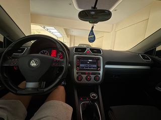 Volkswagen Scirocco 2009-thumb-21