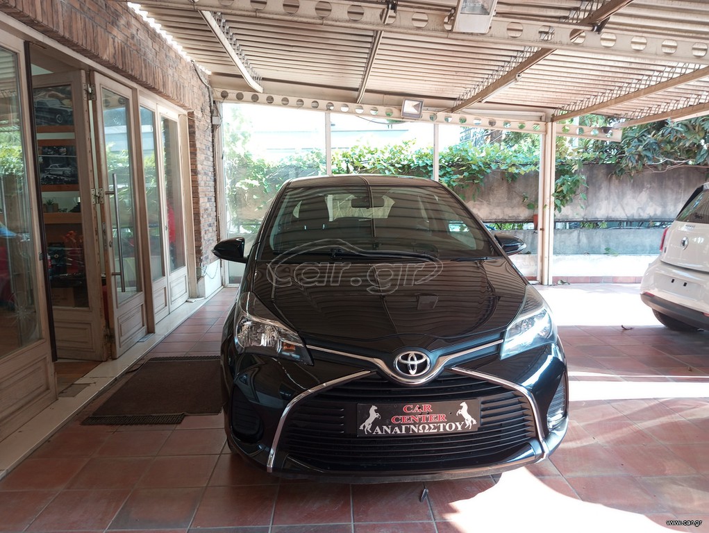 Toyota Yaris 2015