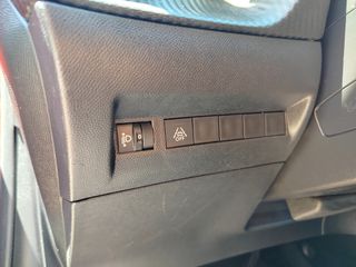Peugeot 208 2020 1.2 PURETECH 100 ALLURE PACK AUTOMATIC-thumb-9