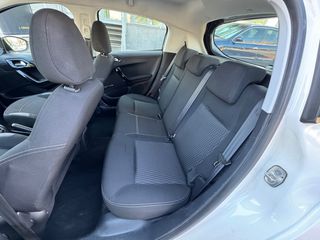 Peugeot 208 2016 1.6 BLUEHDI-thumb-13