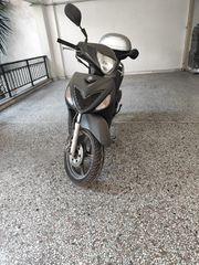 Suzuki Sixteen 150 2010