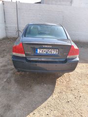 Volvo S60-thumb-2