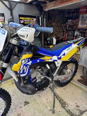 Husqvarna TE 250 2011 WR 250 enduro-thumb-2
