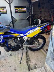 Husqvarna TE 250 2011 WR 250 enduro-thumb-4