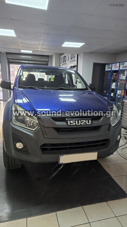 Isuzu D-MAX 2012-2020 Navigation Multimedia Tablet by Sound Evolution
