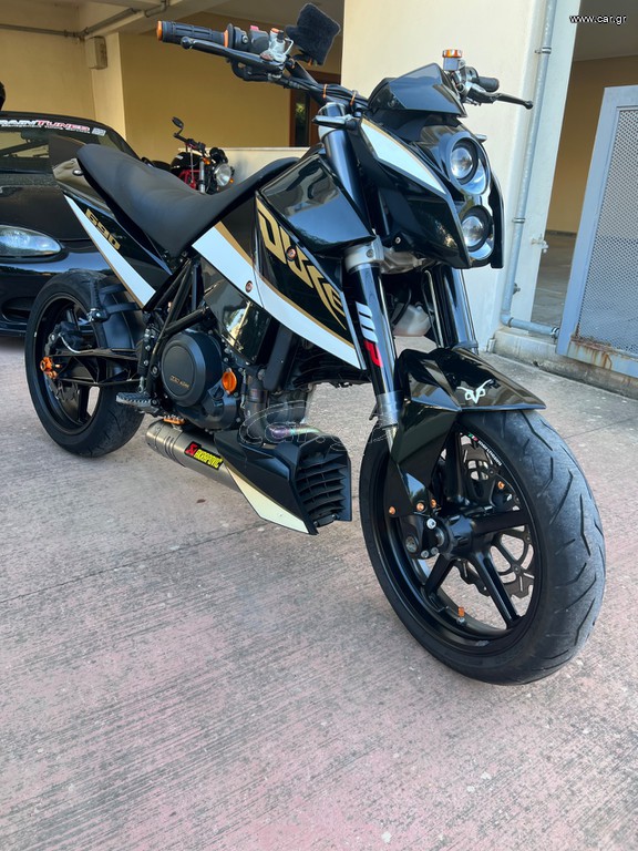 KTM 690 Duke 2011