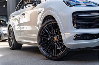 Porsche Cayenne 2022 Coupe e-hybrid Sport design Chrono-thumb-7
