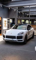 Porsche Cayenne 2022 Coupe e-hybrid Sport design Chrono-thumb-15