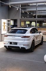 Porsche Cayenne 2022 Coupe e-hybrid Sport design Chrono-thumb-16
