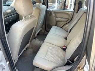 Jeep Cherokee 2005 2.4 LIMITED-thumb-13