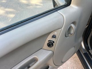 Jeep Cherokee 2005 2.4 LIMITED-thumb-16