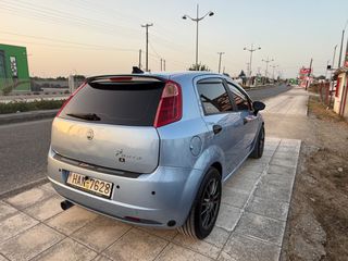 Fiat Grande Punto 2007-thumb-4