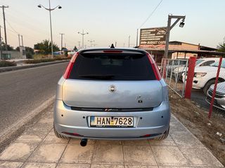 Fiat Grande Punto 2007-thumb-5