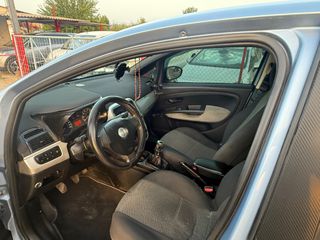 Fiat Grande Punto 2007-thumb-8