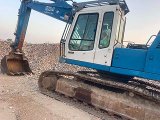 Εκσκαφέας Με Ερπύστριες Liebherr 2004