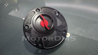ΚΑΠΑΚΙ ΤΑΠΑ ΡΕΖΕΡΒΟΥΑΡ ΝΤΕΠΟΖΙΤΟΥ Arashi !!! YAMAHA R1 R1M R3 R6 YZF R15 V3 R25 R125 750 FZ6 FZ8 TDM FZ6 MotorDMS!!!