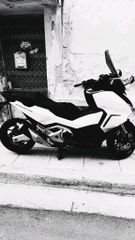 Honda Forza 750 2023