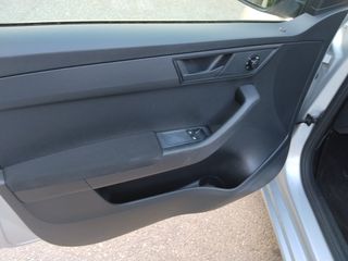 Skoda Fabia 2015-thumb-14