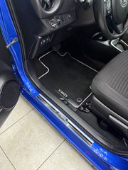 Toyota Yaris 2018 FULL EXTRA-thumb-20
