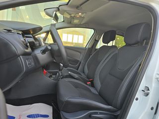 Renault Clio 2018-thumb-16