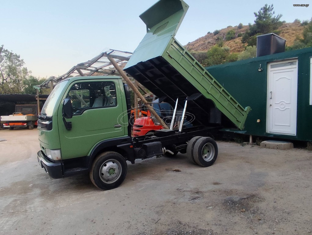Ανατροπή Nissan 2002 Cabstar 110