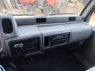 Ανατροπή Nissan 2002 Cabstar 110-thumb-9