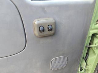 Ανατροπή Nissan 2002 Cabstar 110-thumb-10