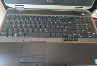DELL LATITUDE E6520 i5 15,6"-thumb-5