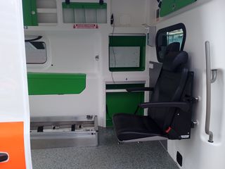 Ασθενοφόρο Ford 2018 Transit-thumb-15