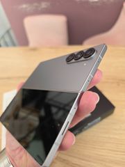 Samsung Galaxy Fold 6 (Silver / 512 GB)-thumb-7