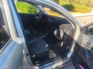 Toyota Avensis 2003