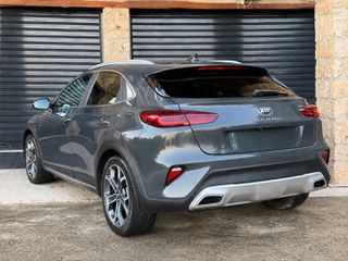 Kia XCeed 2019-thumb-3