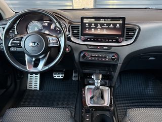 Kia XCeed 2019-thumb-17