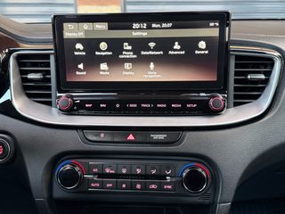 Kia XCeed 2019-thumb-18