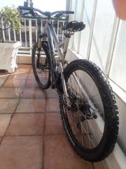 Downhill - Enduro - Trail Specialized 2011 2011-thumb-13