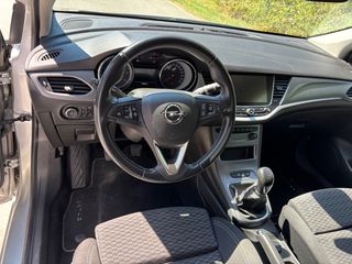 Opel Astra 2019-thumb-15
