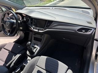 Opel Astra 2019-thumb-17