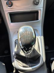 Opel Astra 2019-thumb-18
