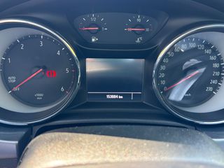 Opel Astra 2019-thumb-21