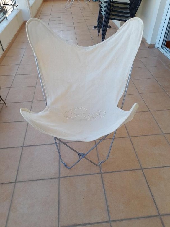 BUTTERFLY CHAIR