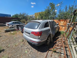 Audi q7-thumb-2