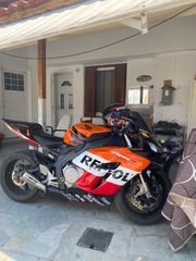 Honda CBR 1000RR 2005