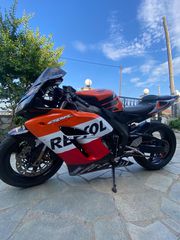 Honda CBR 1000RR 2005-thumb-2